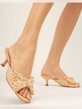 Schutz Lienne straw bow kitten heel tan sz 10